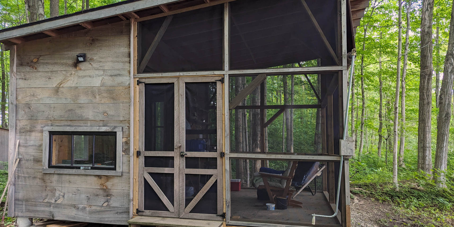 Dann's Screens And More - Screen Doors, Windows Screens, Retractable Screens projects in London Ontario and Lucan region